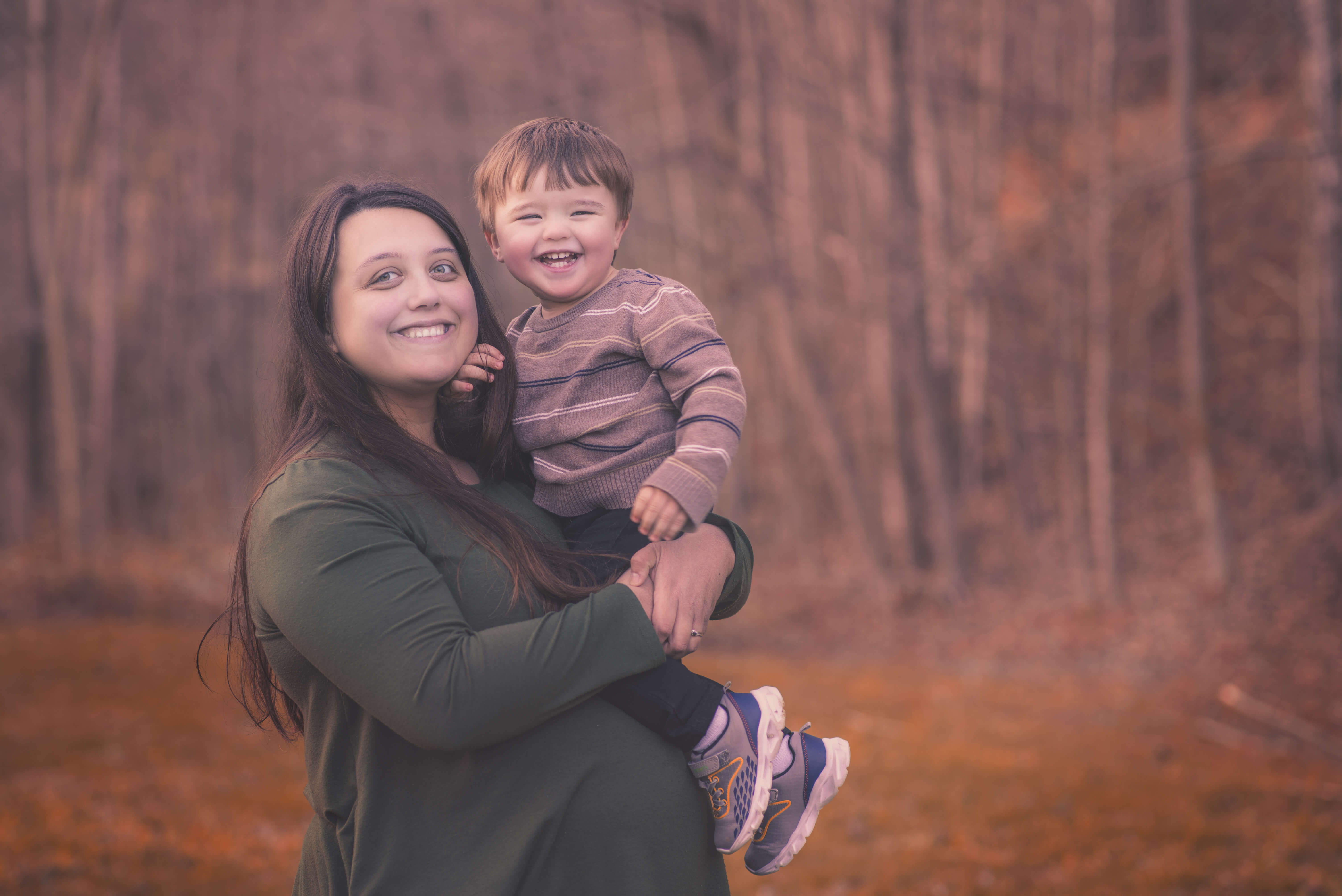 Fade to Blaq | Williamsburg Kentucky Portrait and Family Photographer