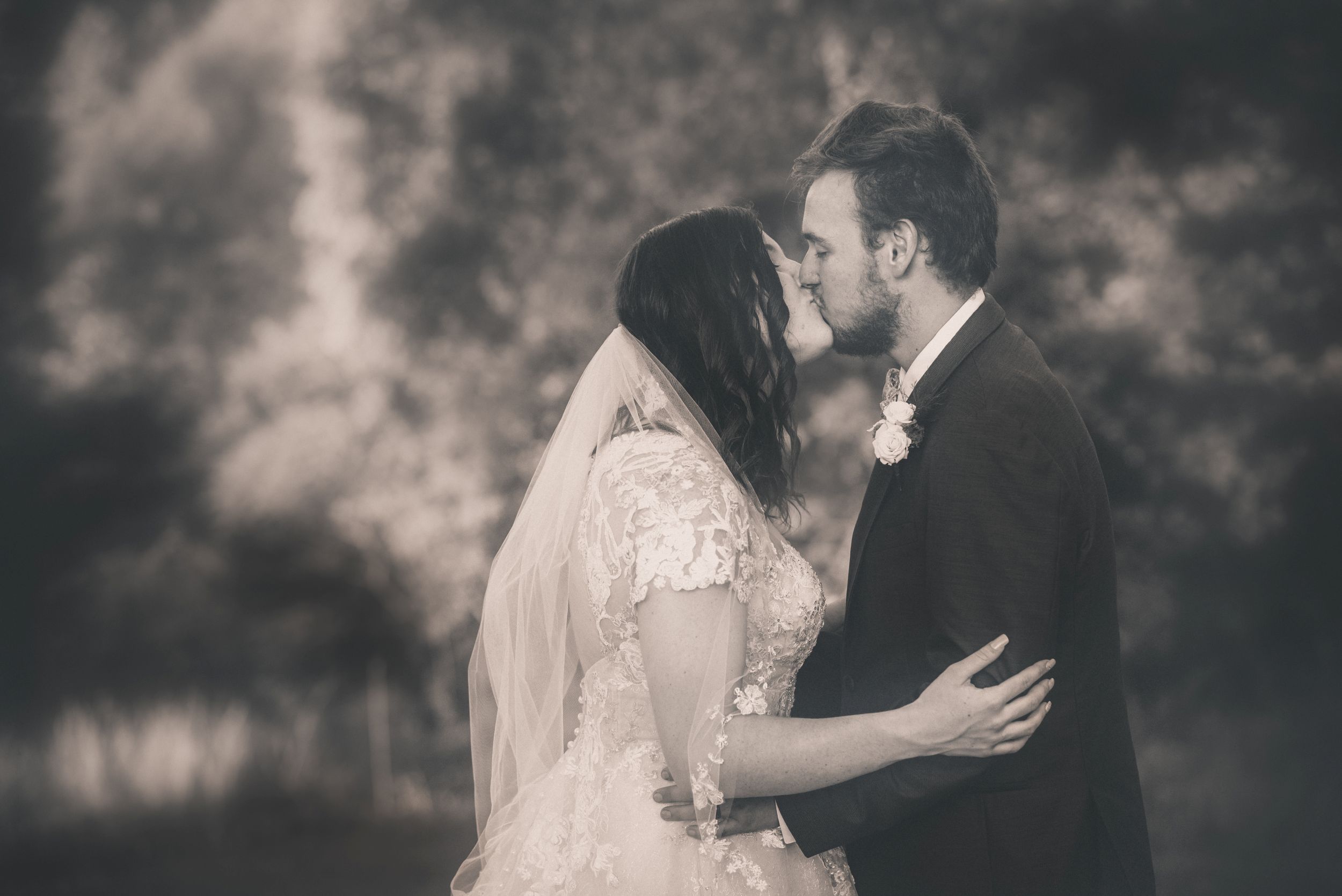Wedding by Fade to Blaq Photography | Williamsburg, KY